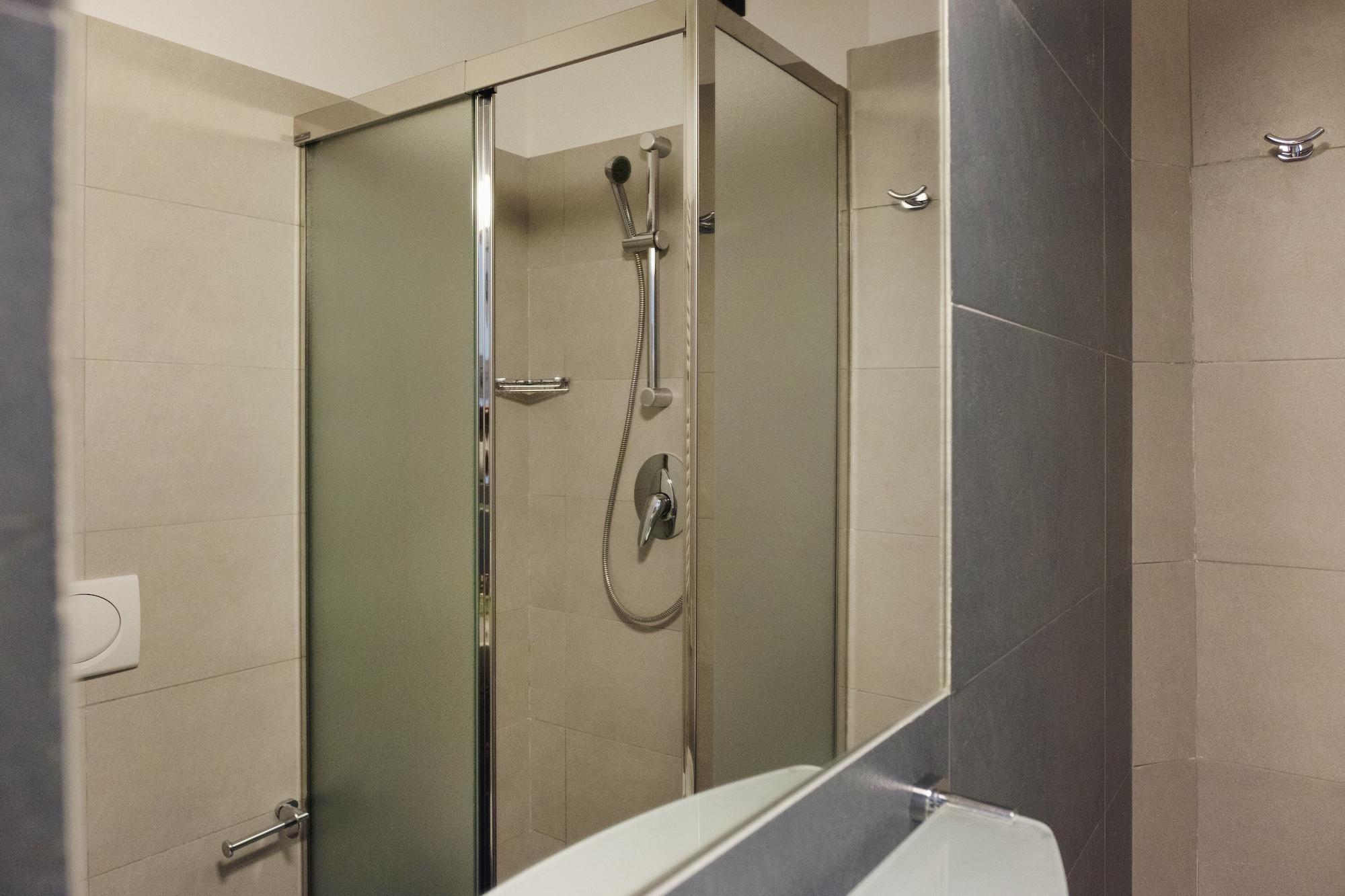 Hotel St Pierre Rimini Bagian luar foto