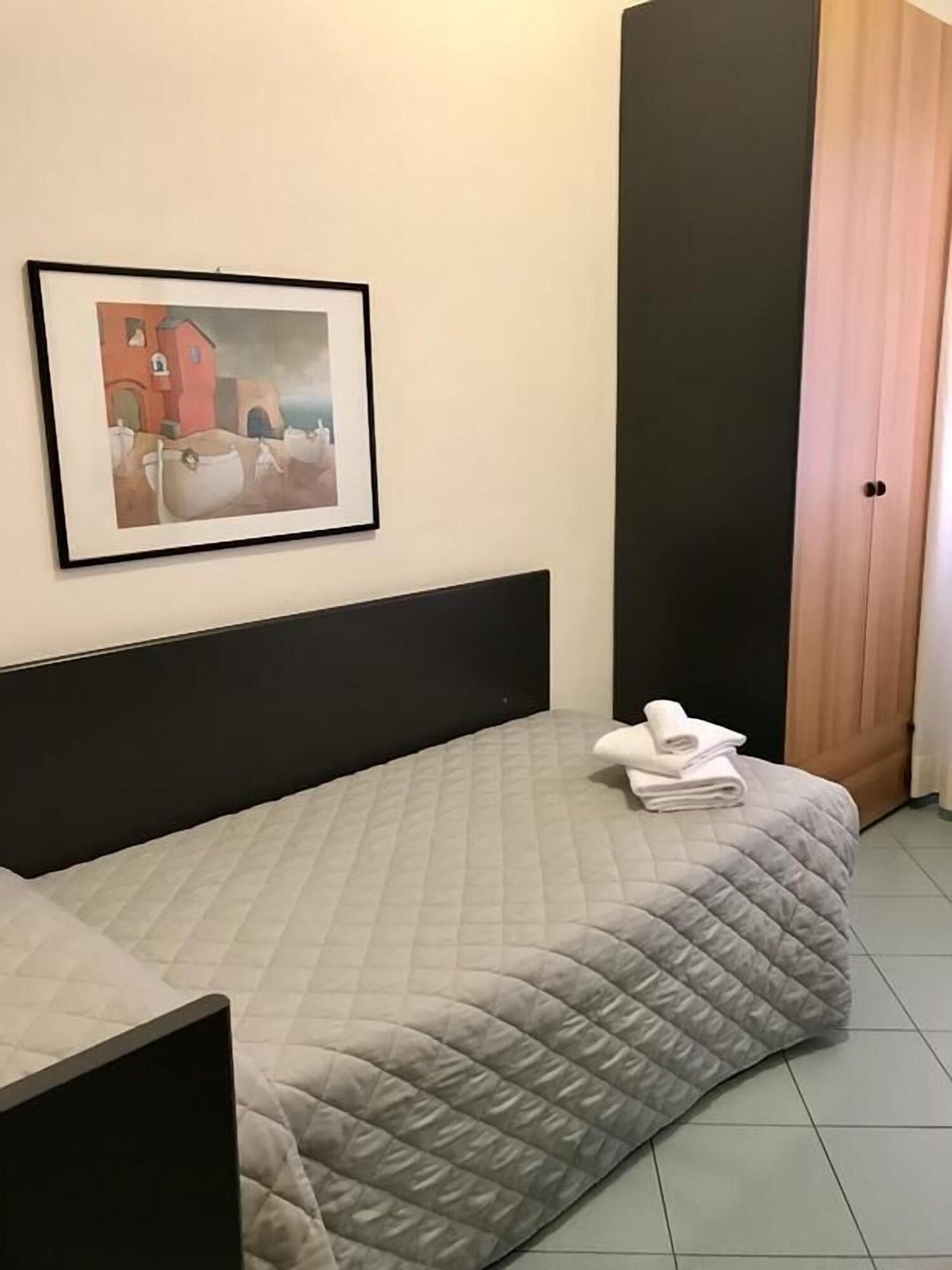 Hotel St Pierre Rimini Bagian luar foto