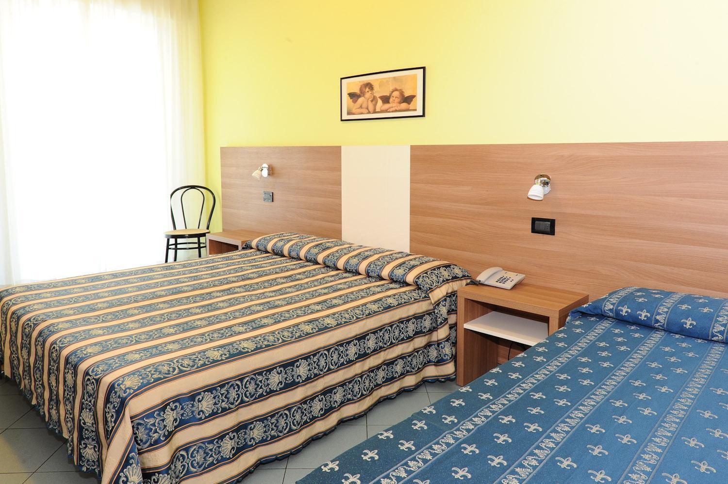 Hotel St Pierre Rimini Bagian luar foto