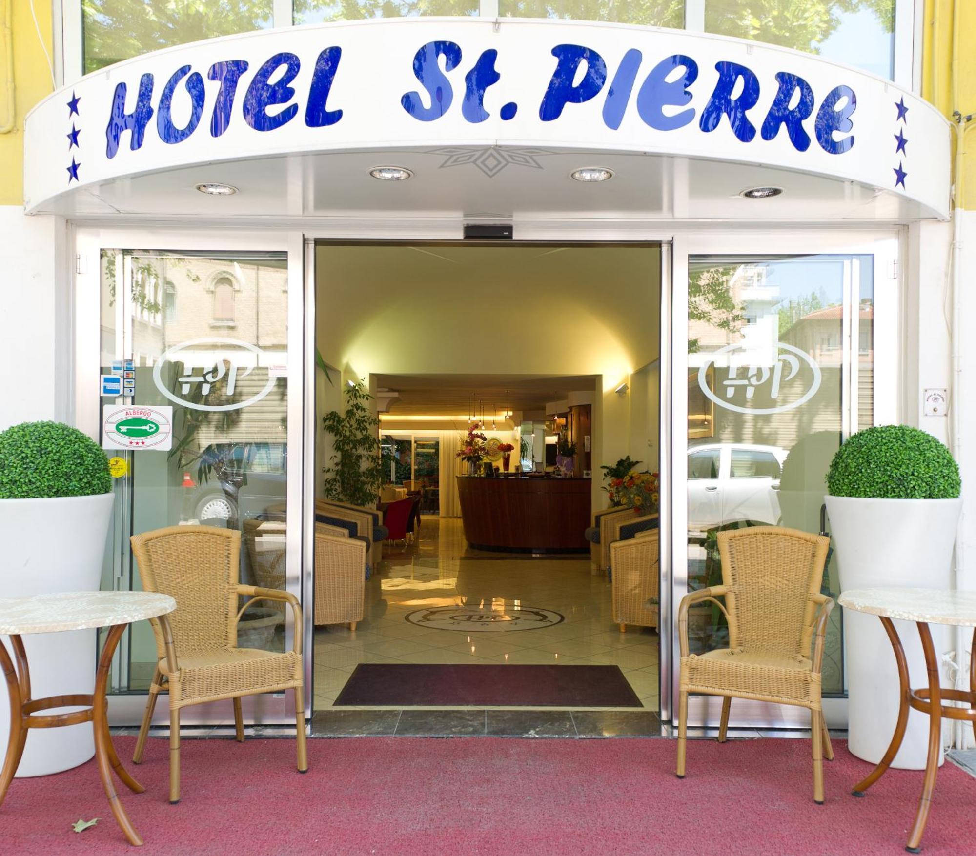 Hotel St Pierre Rimini Bagian luar foto